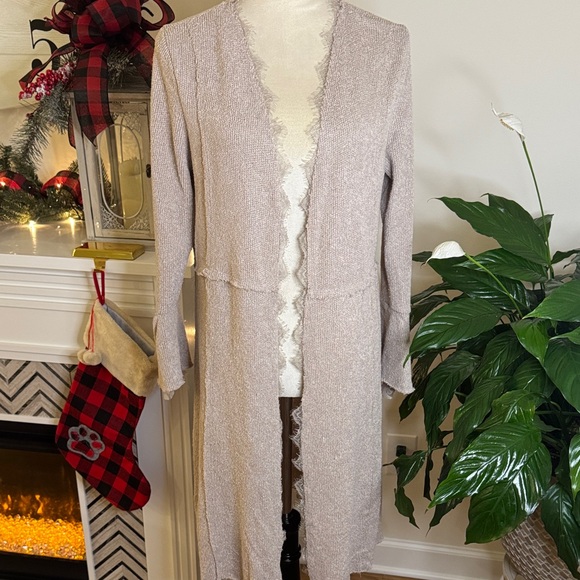 Linda Anderson Sweaters - Elegant Cream Cardigan